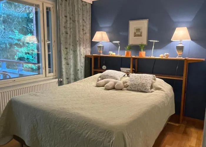 Hallainvuori Yksityismajoitus Проживание в семье *