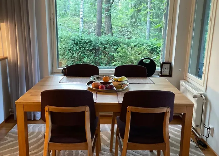 Hallainvuori Yksityismajoitus Проживание в семье Хельсинки