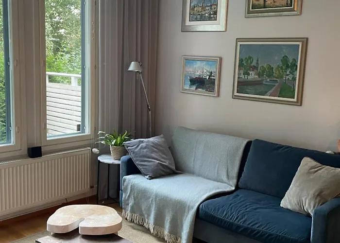 Проживание в семье Hallainvuori Yksityismajoitus